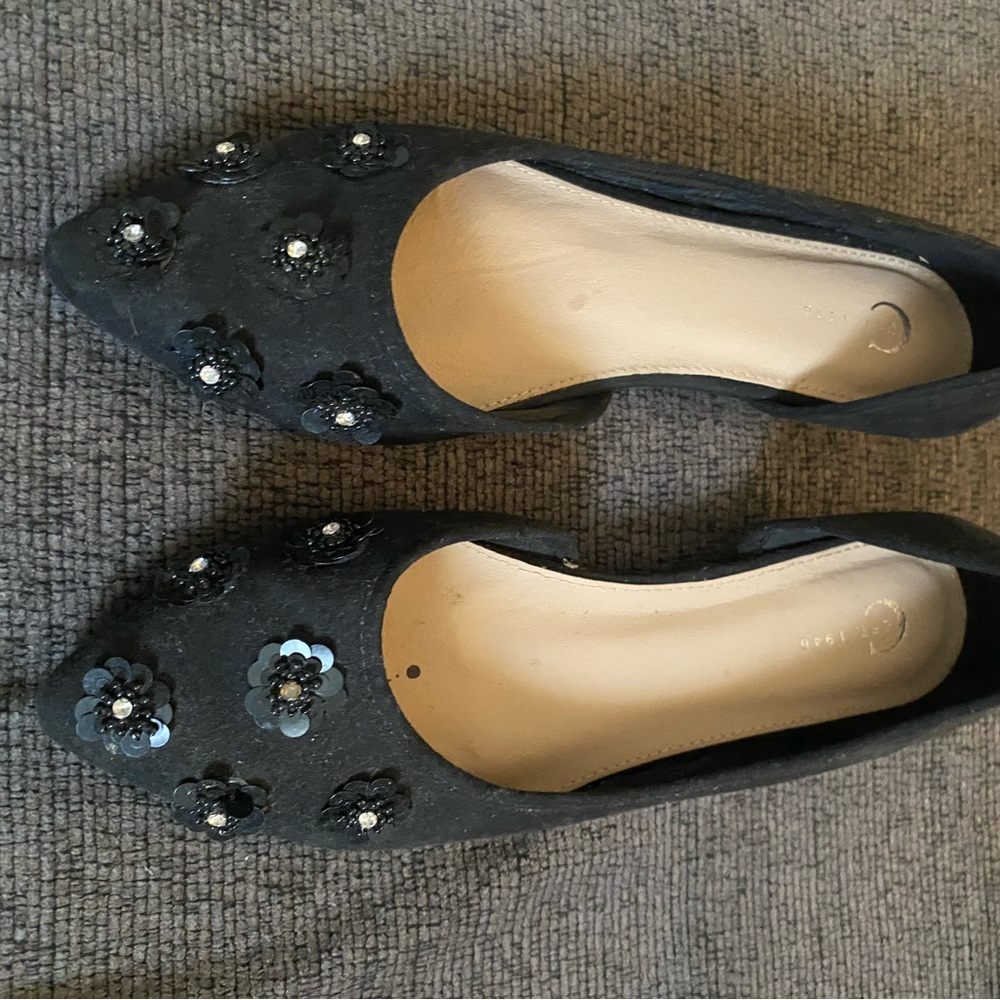 Size 8, flats, like new